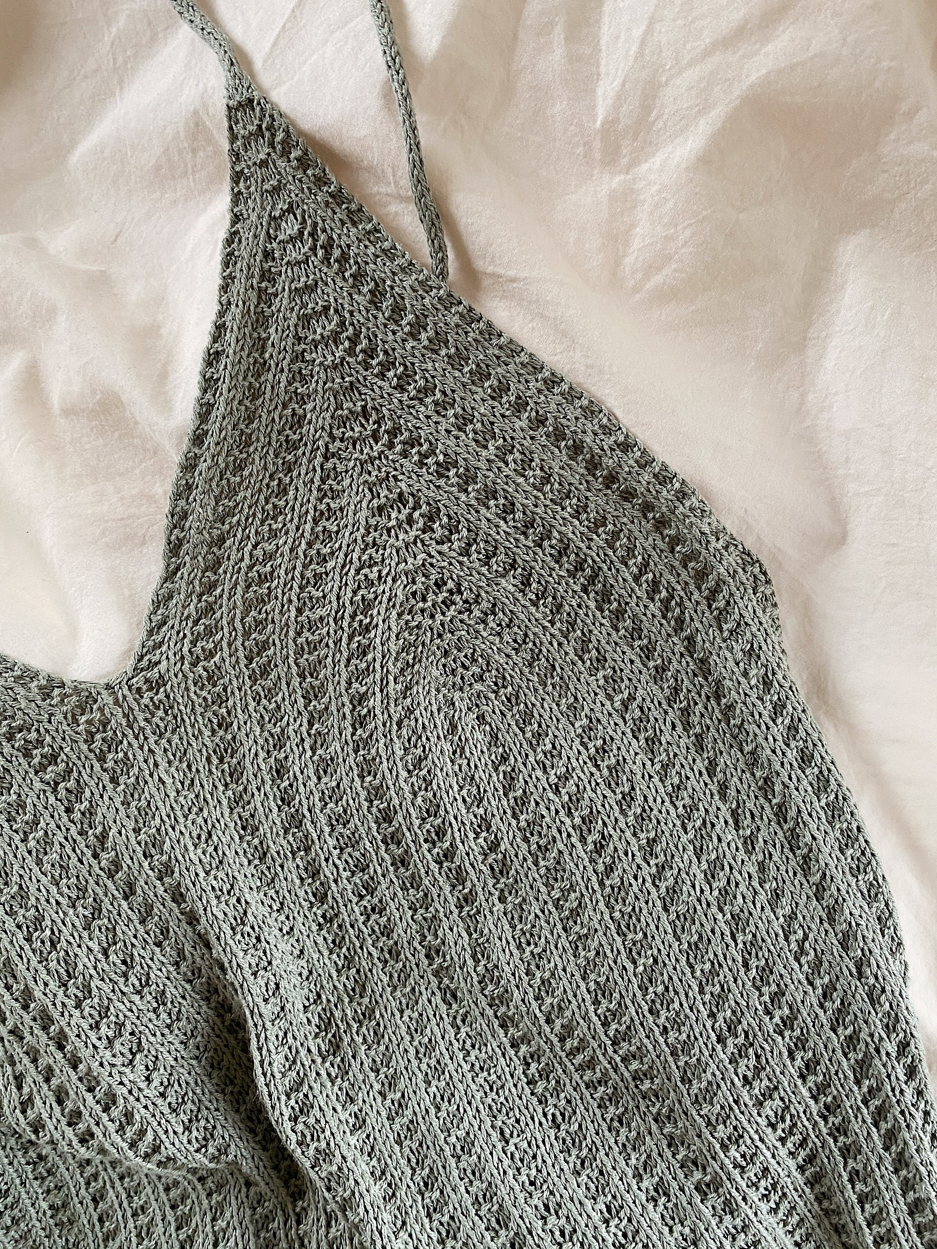 Camisole No. 4 - ENGLISH - Image 4