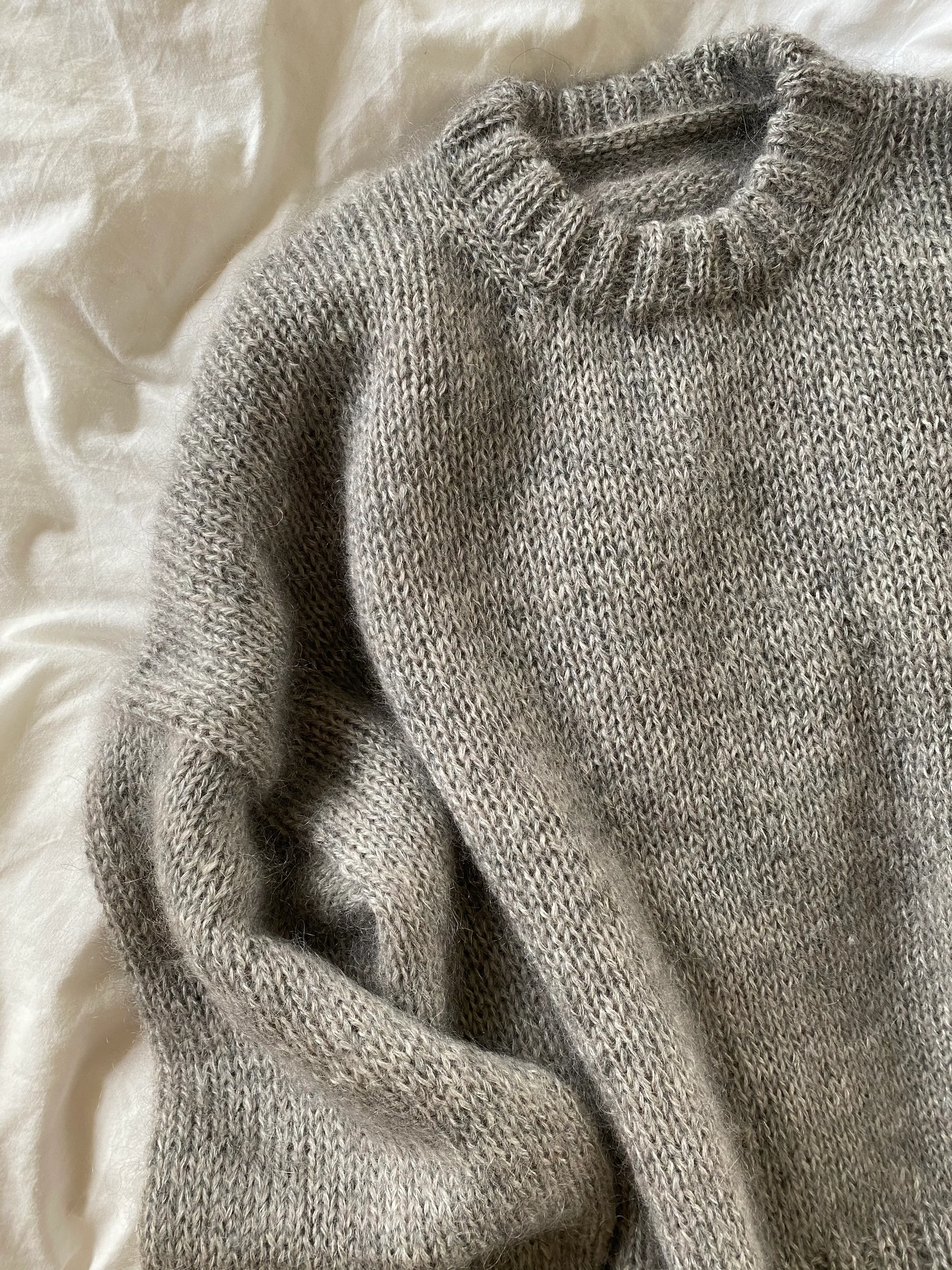 Sweater No. 14 - DEUTSCH - Image 5