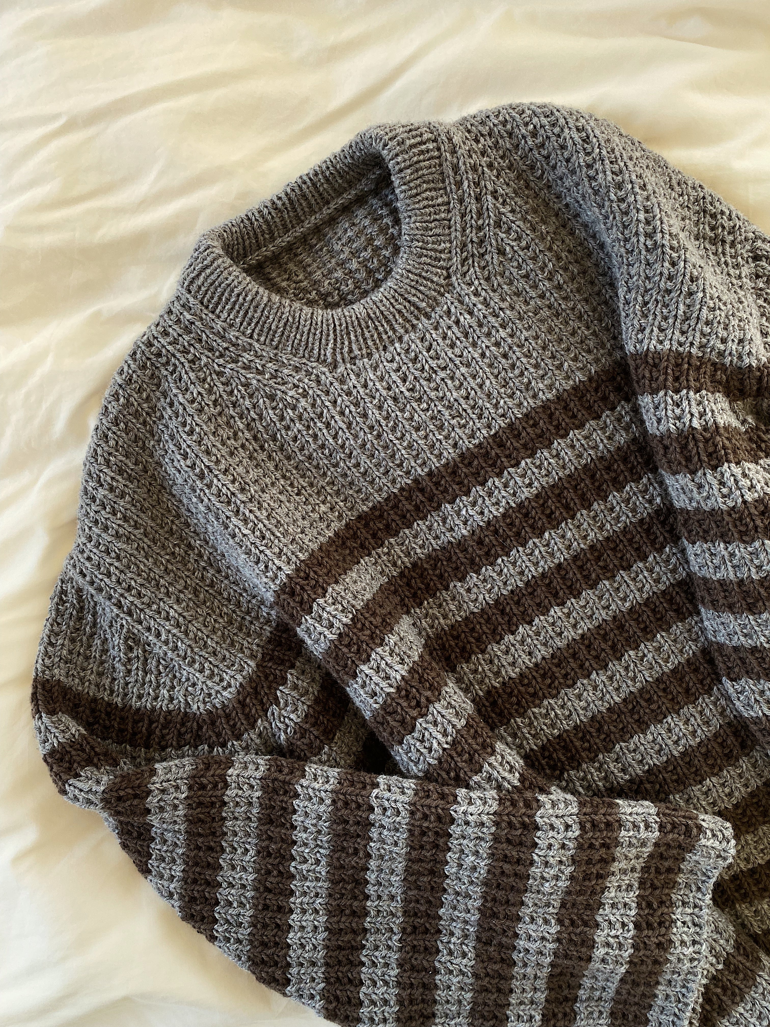Sweater No. 17 - ENGLISH - Image 5
