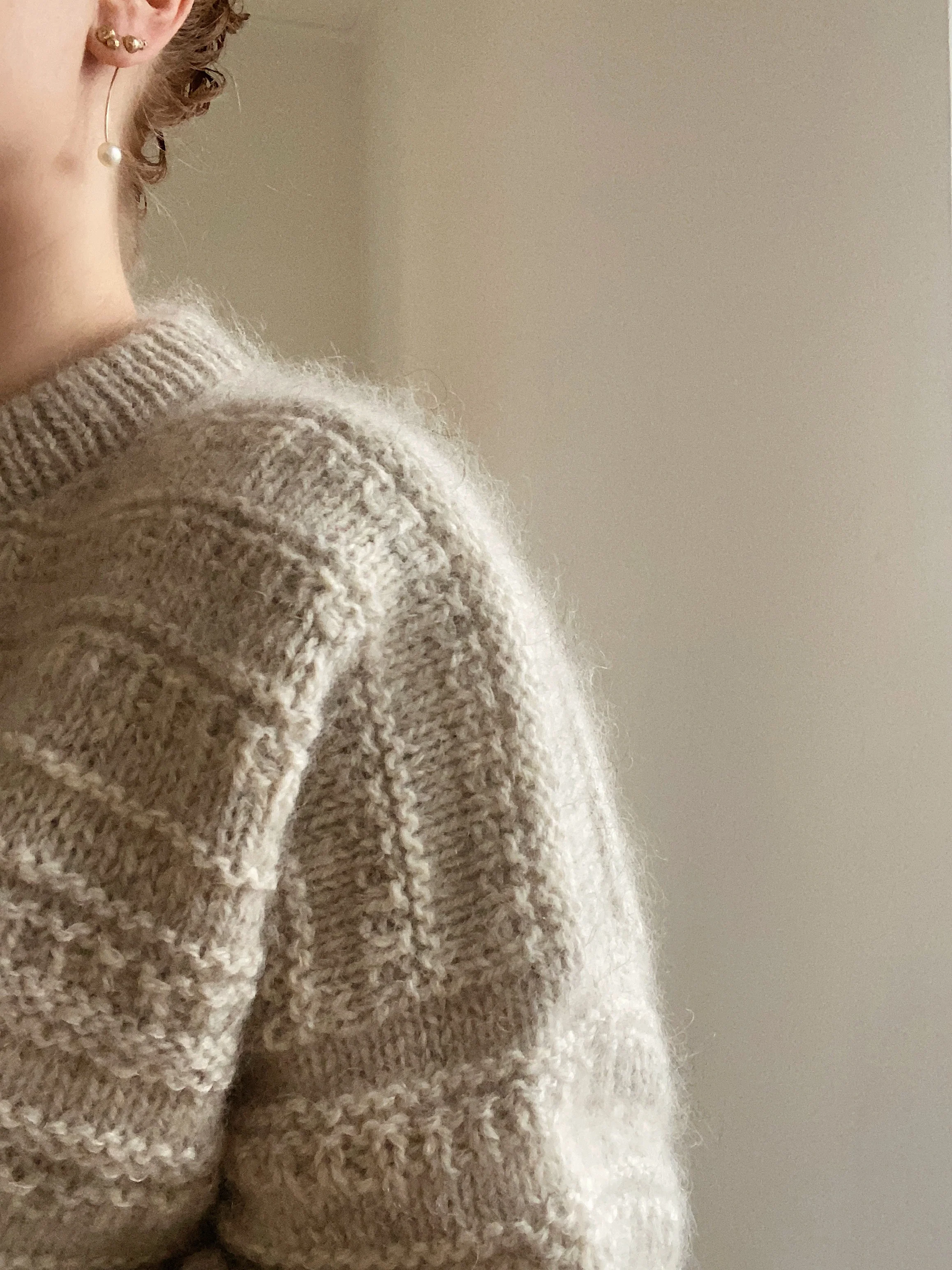 Sweater No. 18 - ENGLISH - Image 4