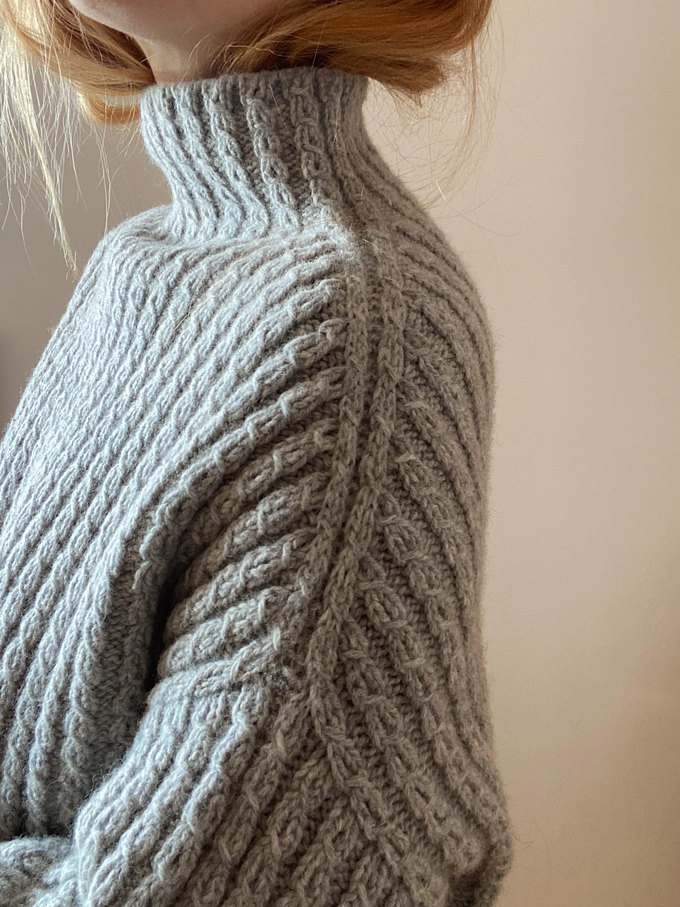 Sweater No. 19 - DEUTSCH - Image 2