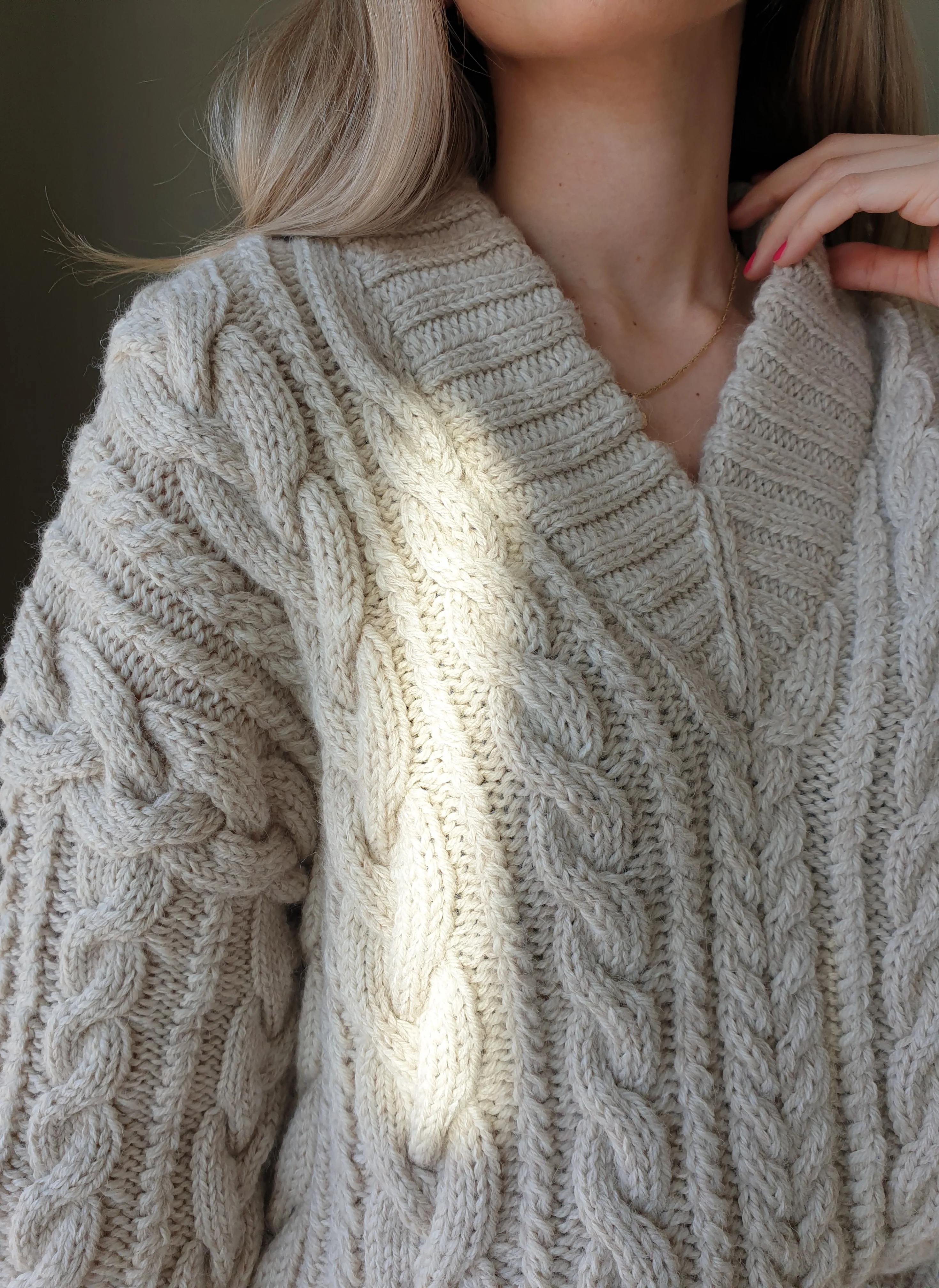 Sweater No. 20 - ENGLISH - Image 2