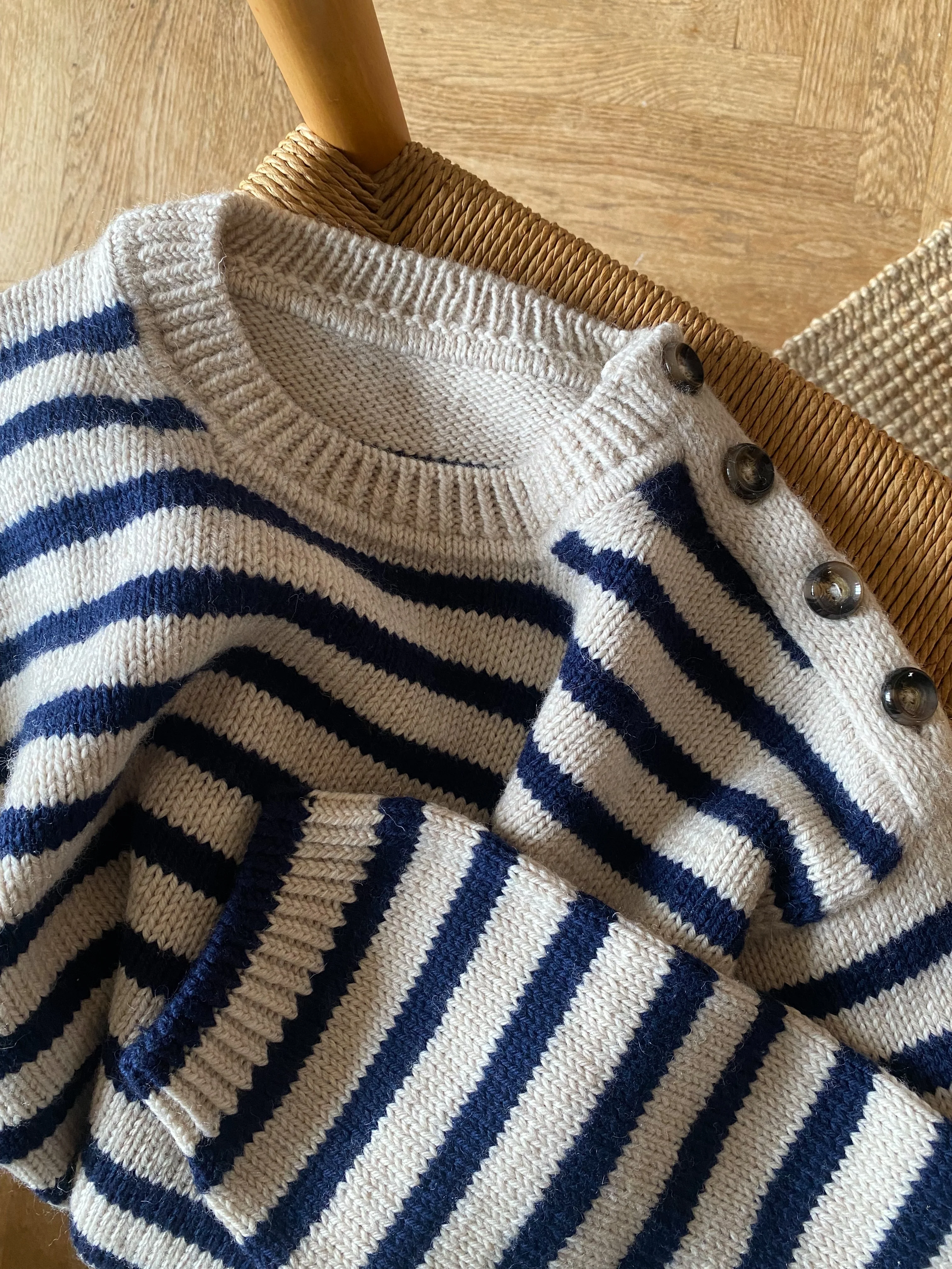 Sweater No. 22 - DEUTSCH - Image 9