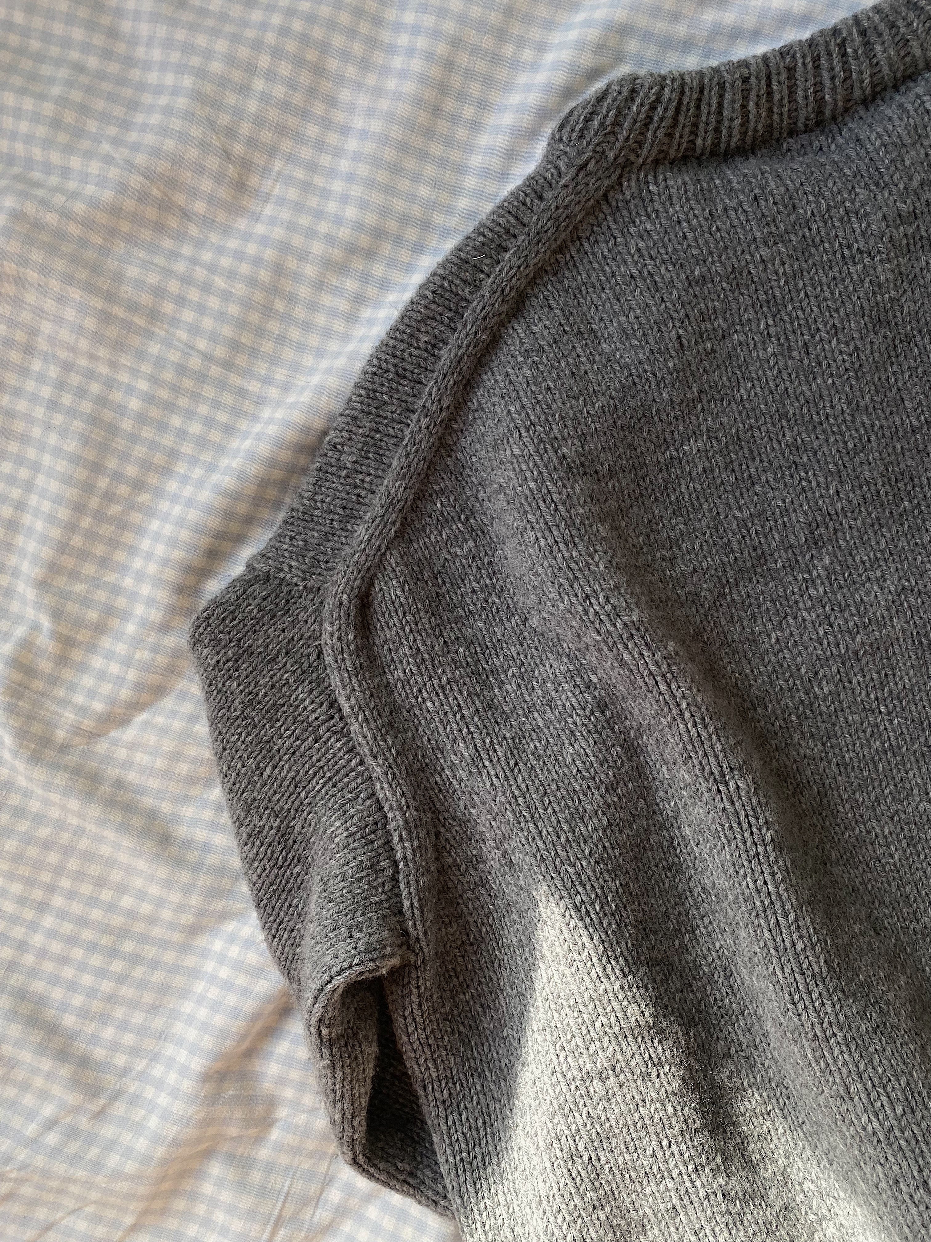 Sweater No. 23 - ENGLISH - Image 13
