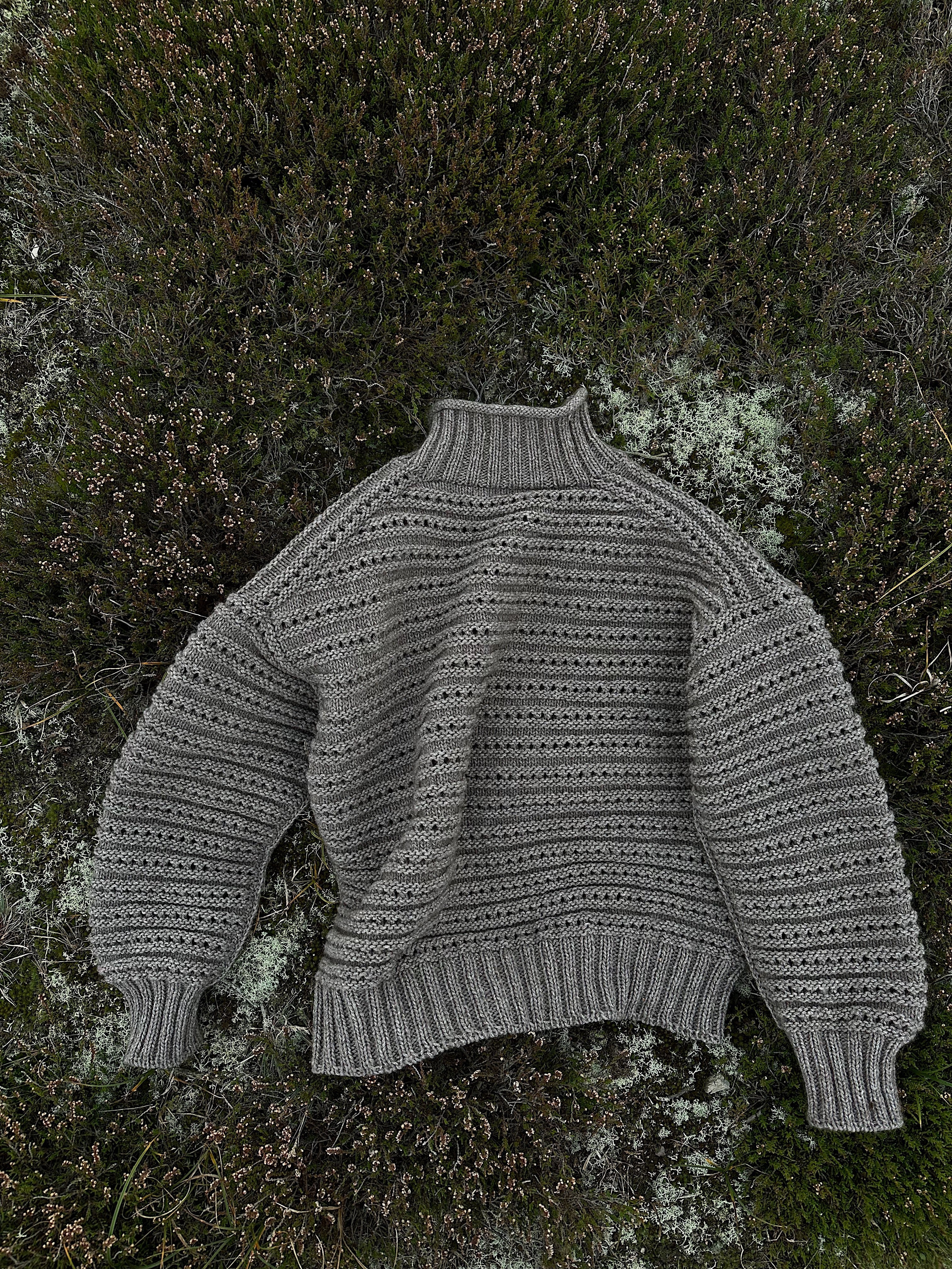 Sweater No. 27 - DEUTSCH - Image 5