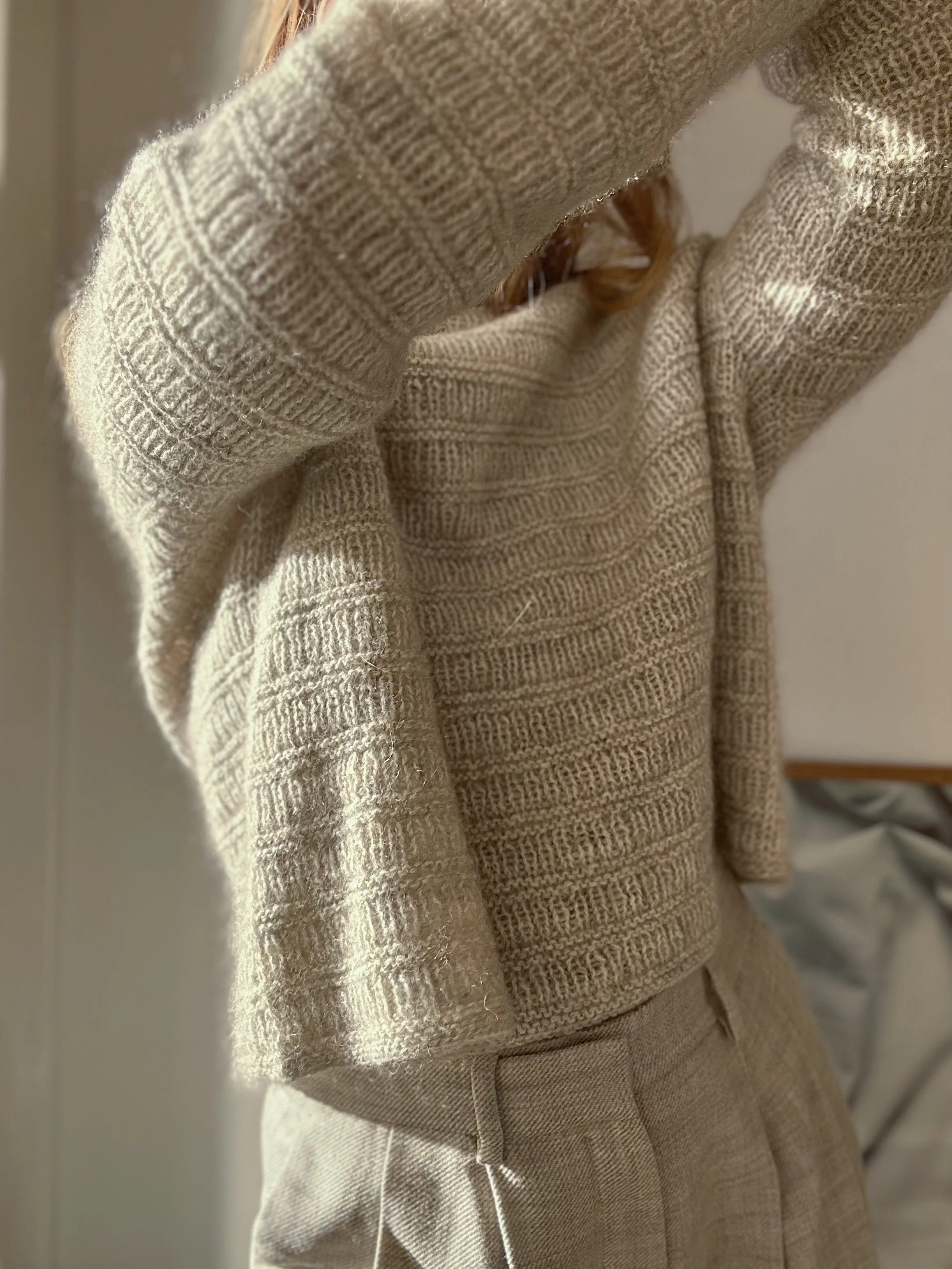 Sweater No. 28 - ENGLISH - Image 13