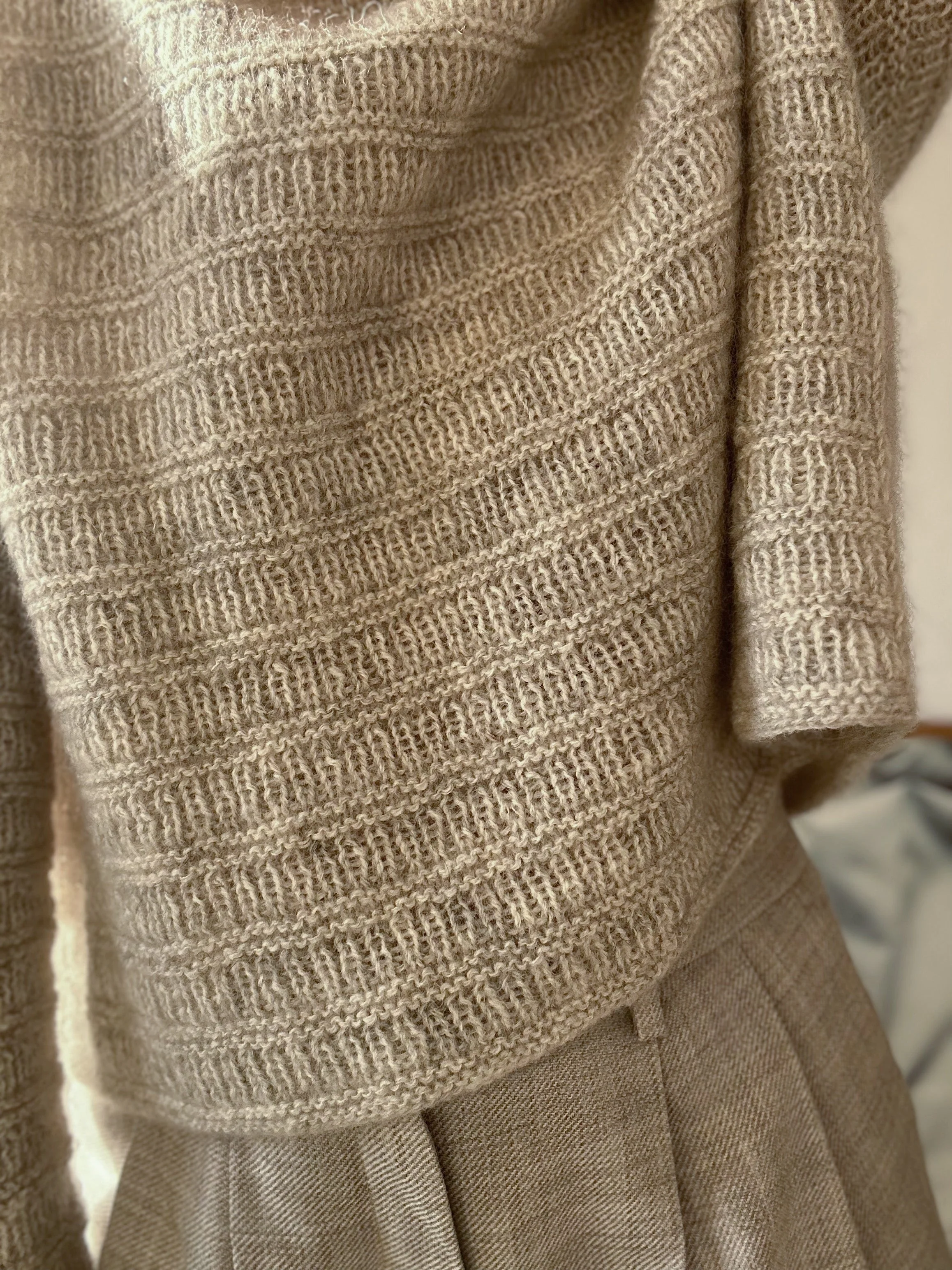 Sweater No. 28 - ESPAÑOL - Image 12
