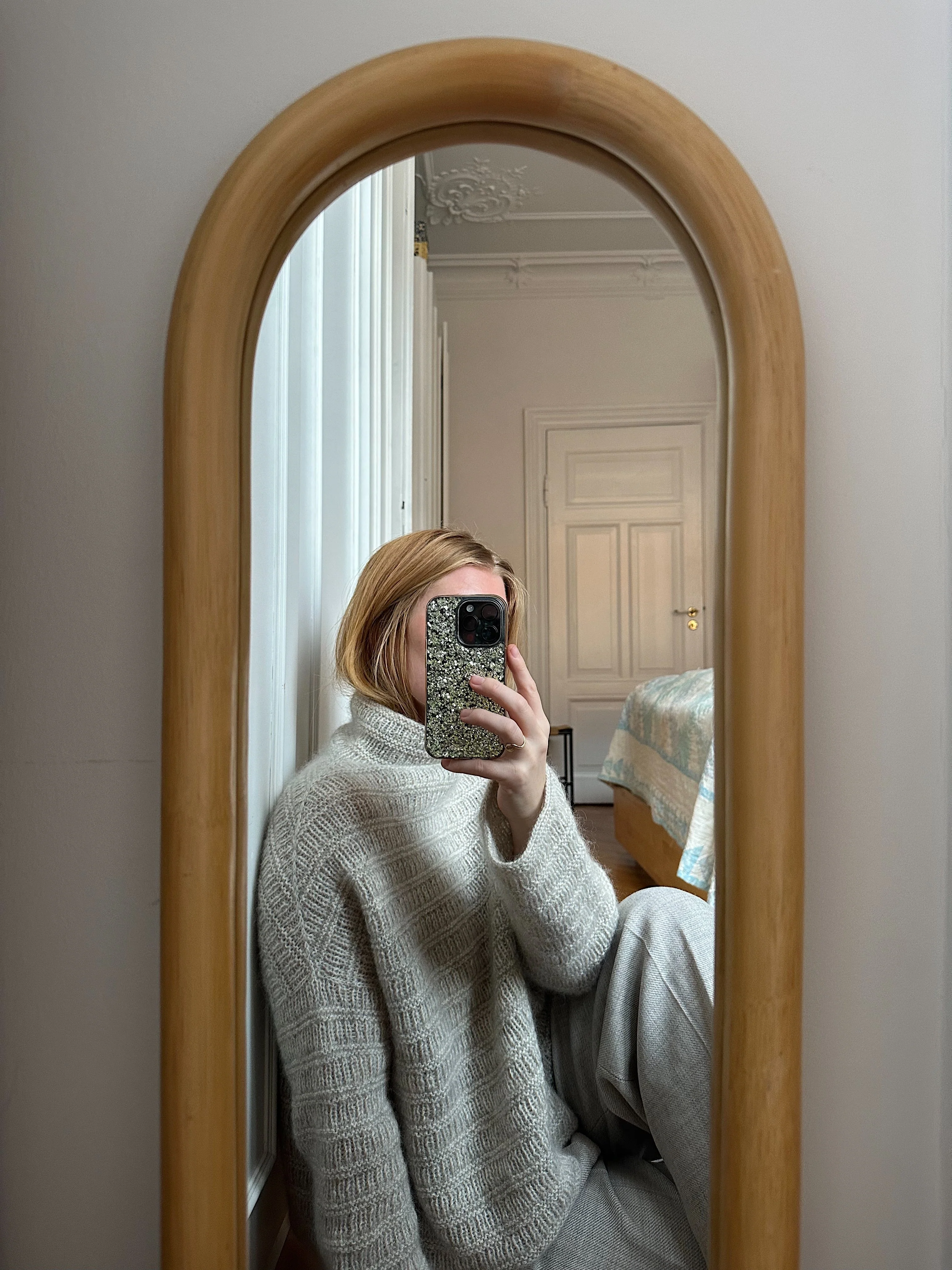 Sweater No. 28 - ITALIANO - Image 2