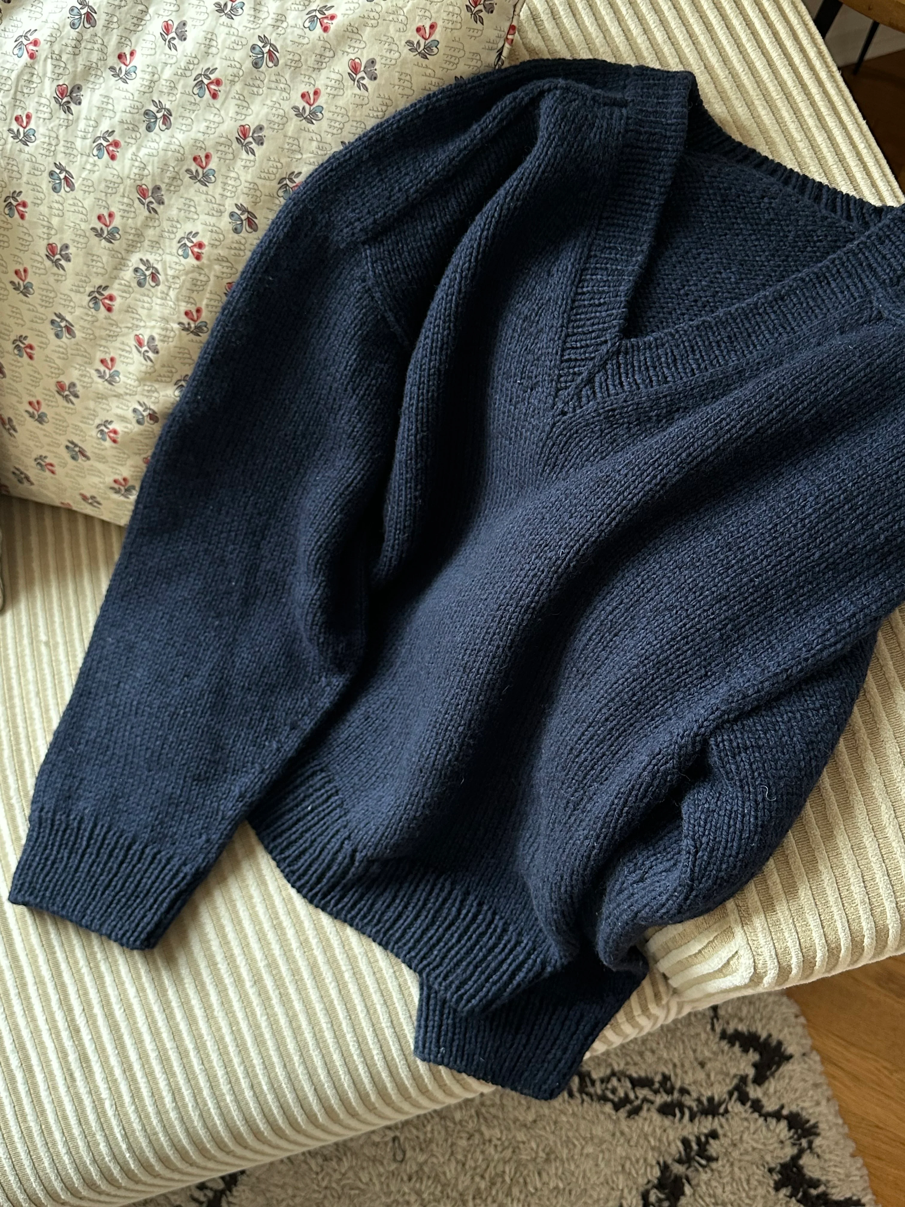 Sweater No. 30 V-neck - DANSK - Image 12