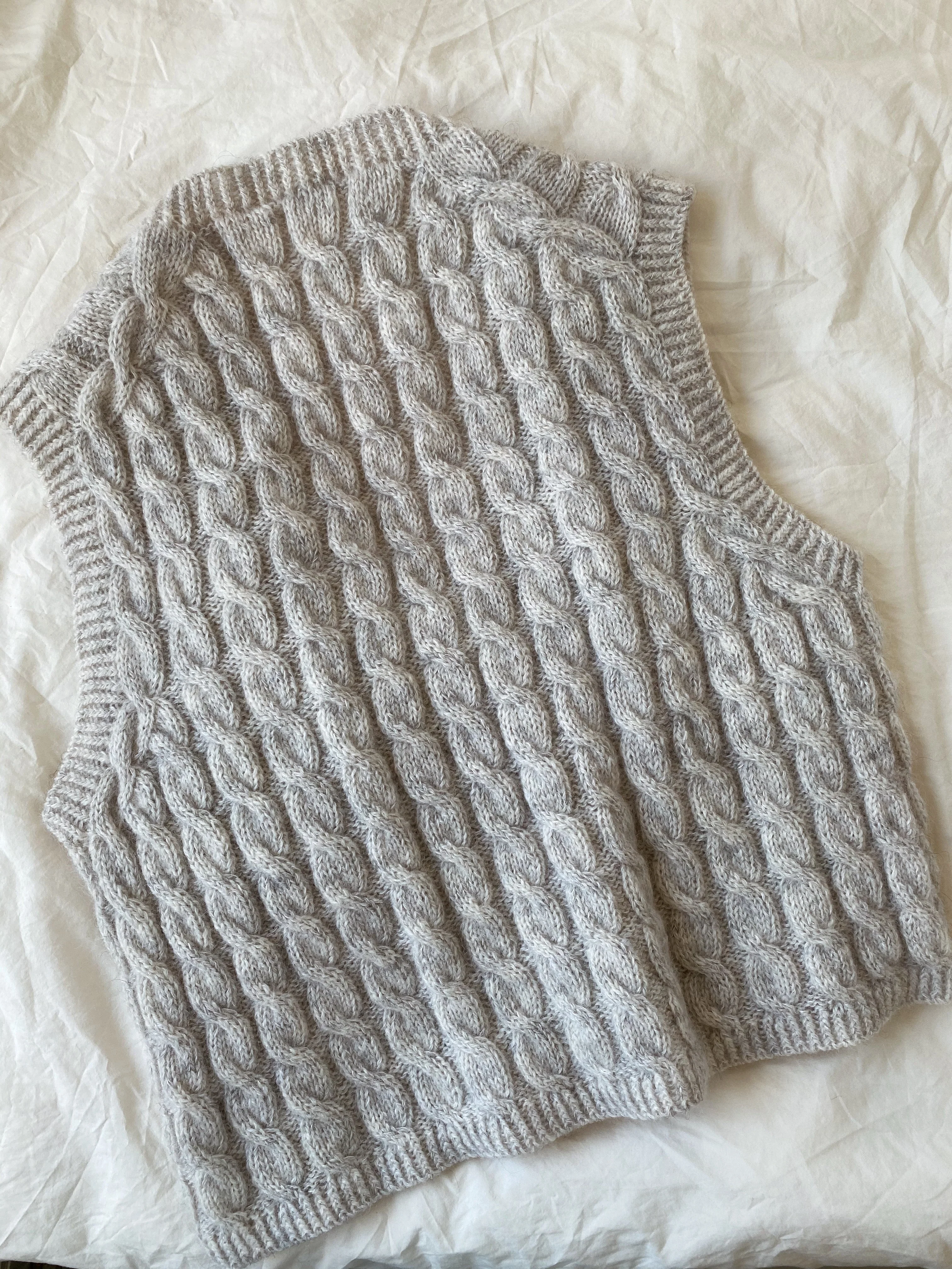 Vest No. 8 - DEUTSCH - Image 8