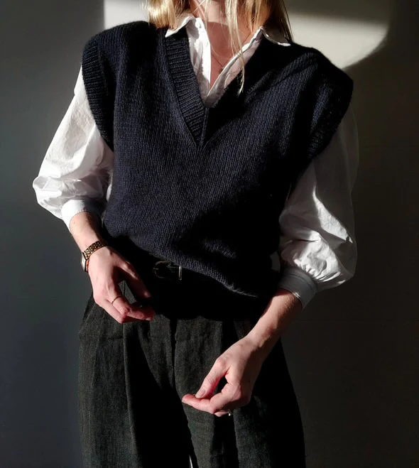 Vest No. 9 - ENGLISH - Image 15